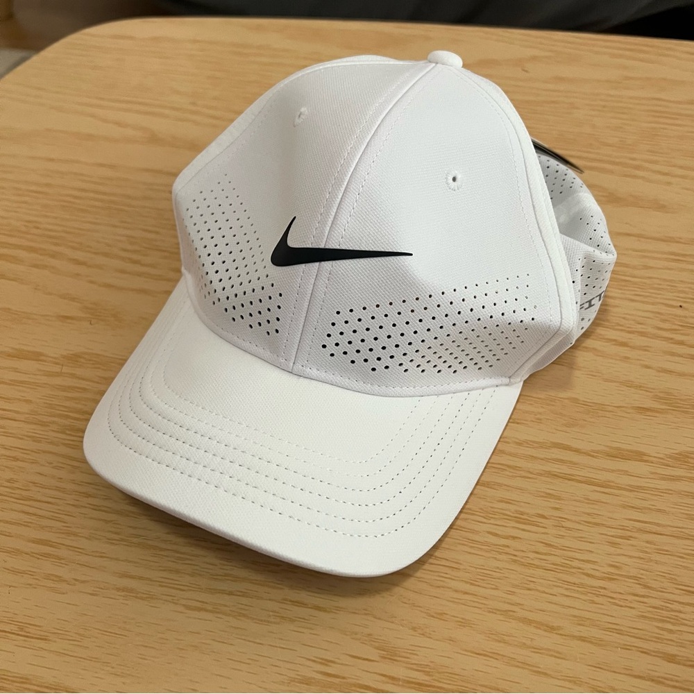 Nike White Men's Hat